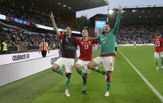 SCHÄFER András; SZALAI Ádám; SZOBOSZLAI Dominik