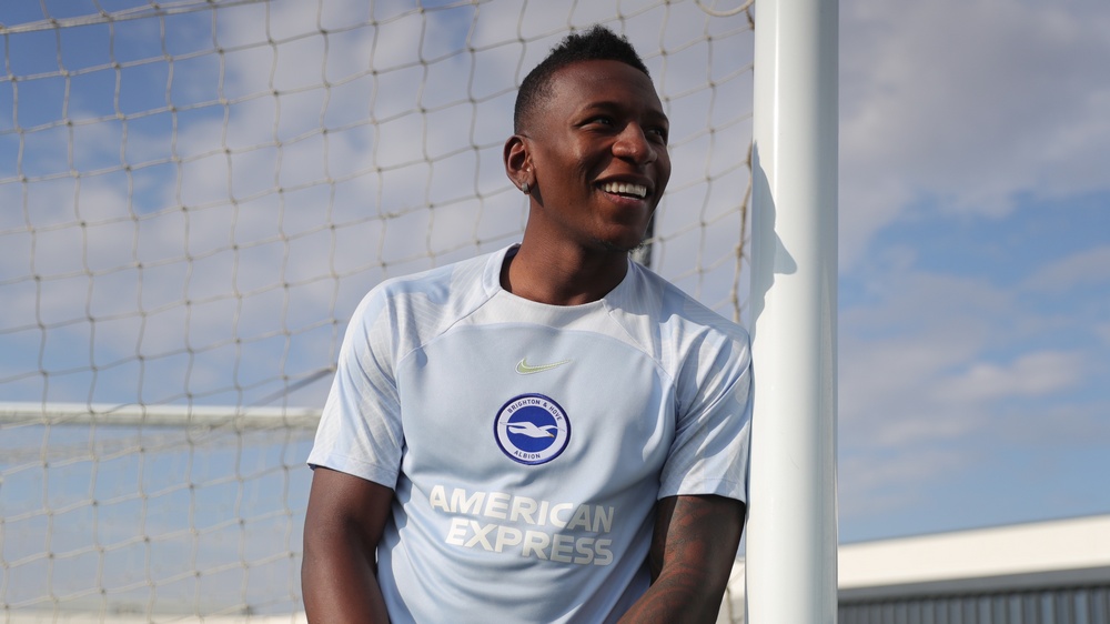 Pervis Estupinan Brighton