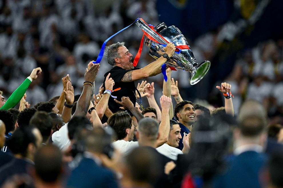 Luis Enrique psg bl